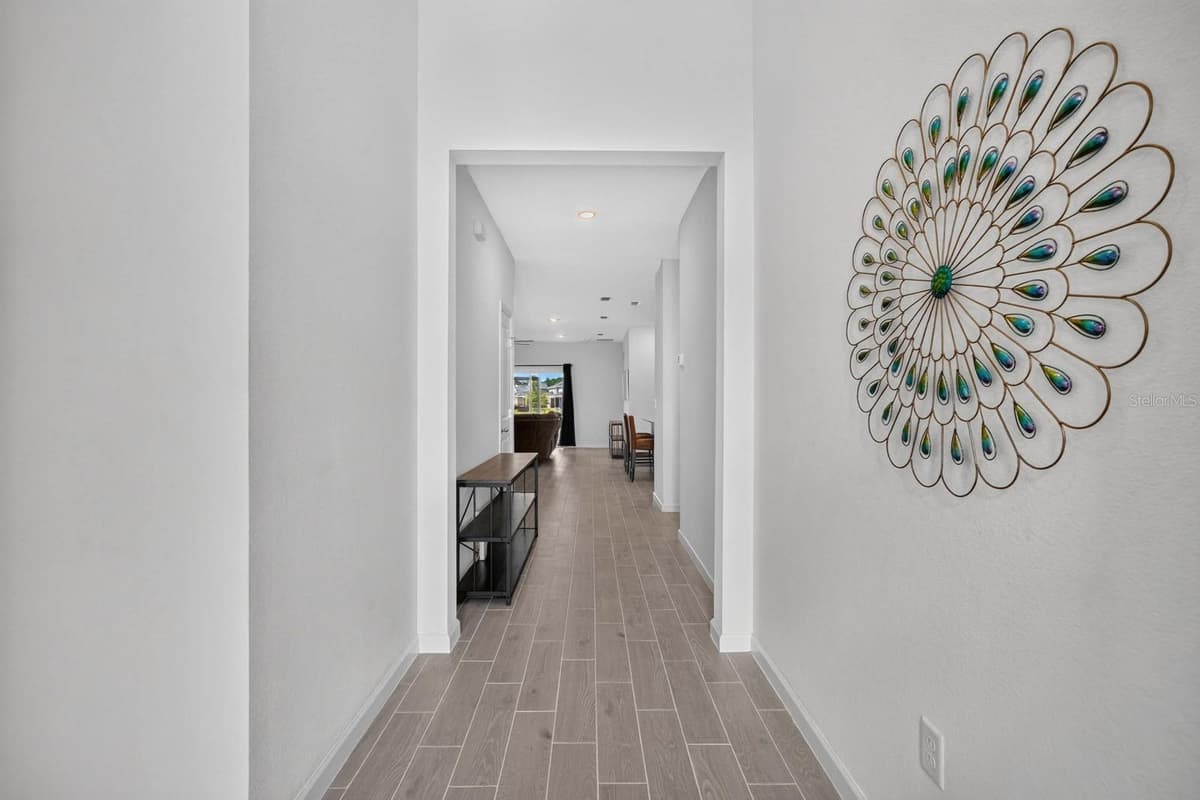404 LAKE SINCLAIR STREET — photo 6 of 52