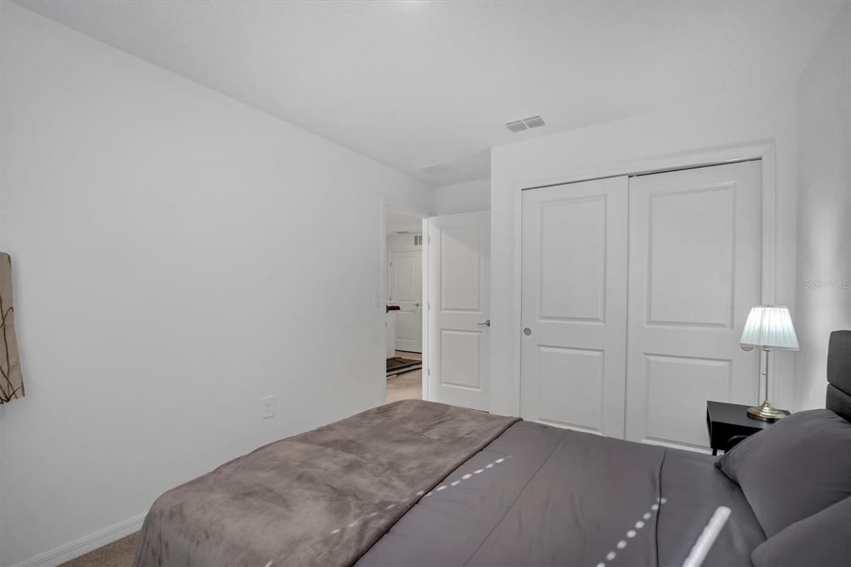 2256 PORTRAIT STREET — photo 29 of 47
