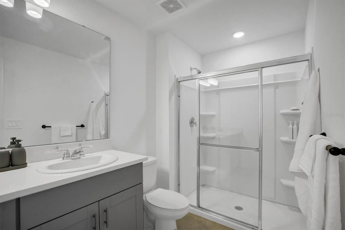 2256 PORTRAIT STREET — photo 25 of 47