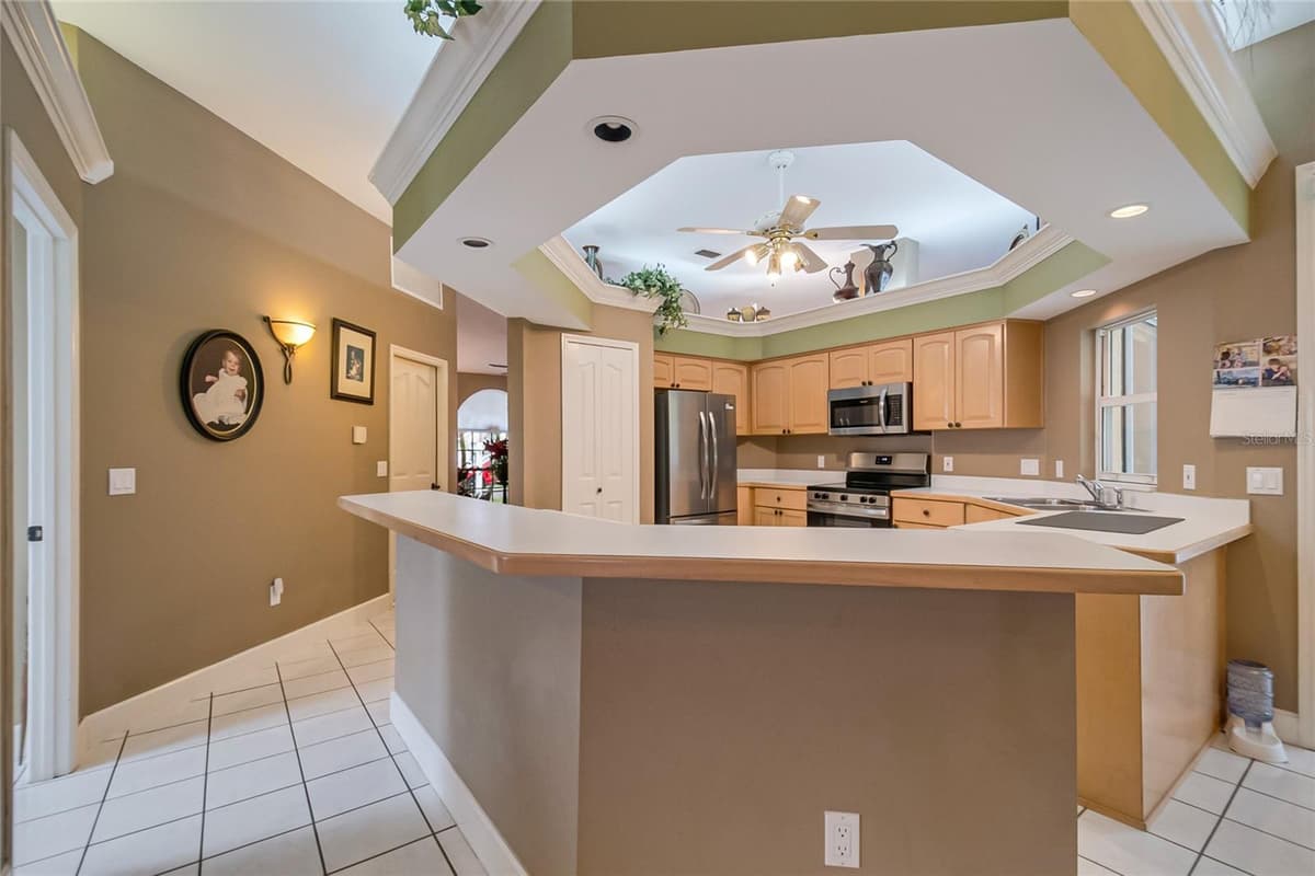 2672 LAKE JACKSON CIRCLE — photo 11 of 36