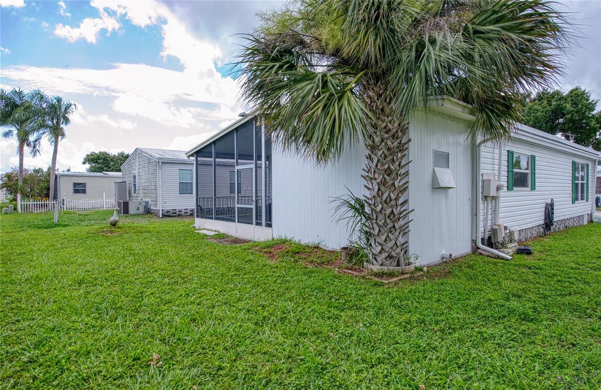 407 DOLPHIN DRIVE — photo 33 of 34
