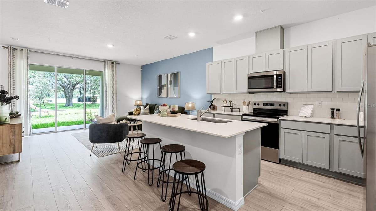 3516 CHROMA STREET — photo 4 of 14