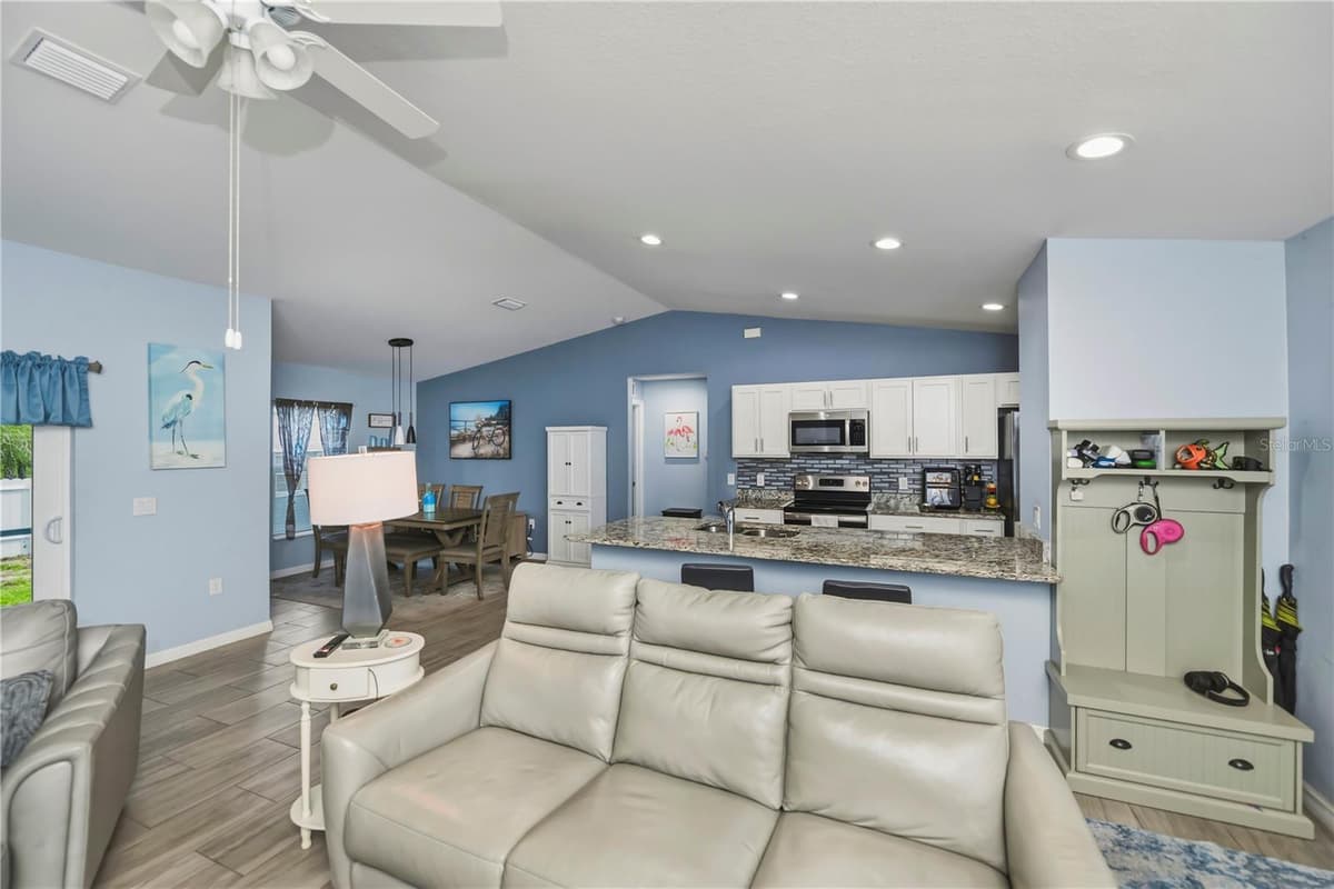 7081 BRAZIL CIRCLE — photo 20 of 67