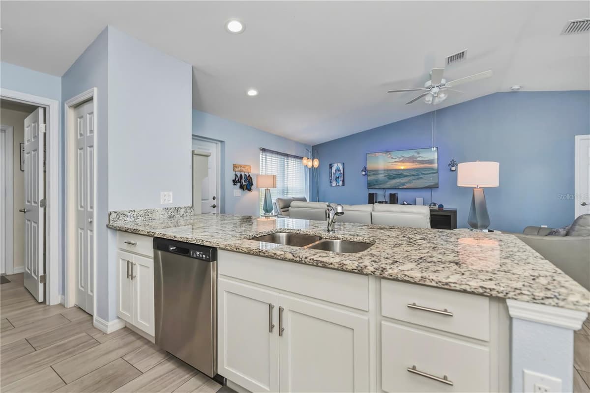 7081 BRAZIL CIRCLE — photo 29 of 67