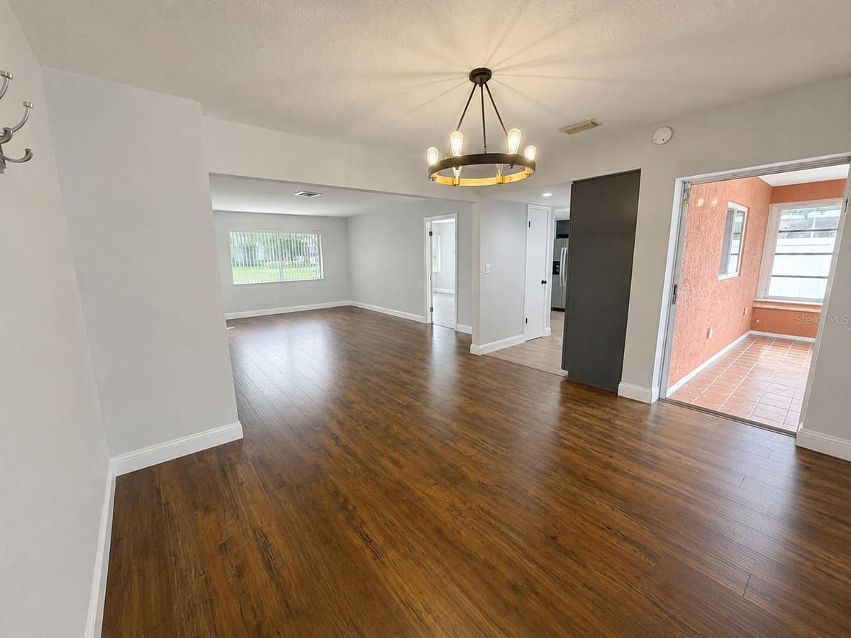 3753 15TH AVENUE — photo 8 of 24