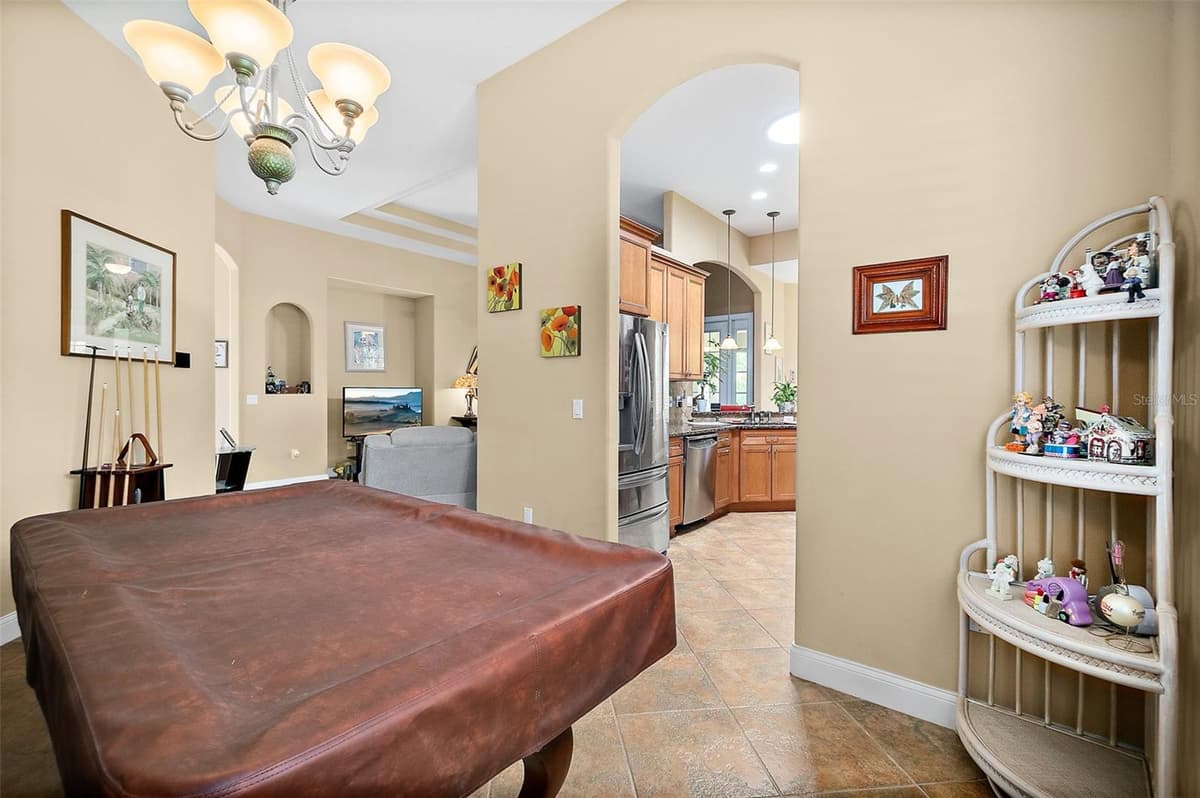 110 HUMMINGBIRD PLACE — photo 19 of 48