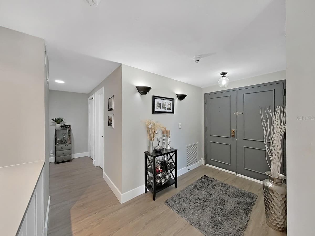 150 BELLEVIEW BOULEVARD — photo 6 of 19