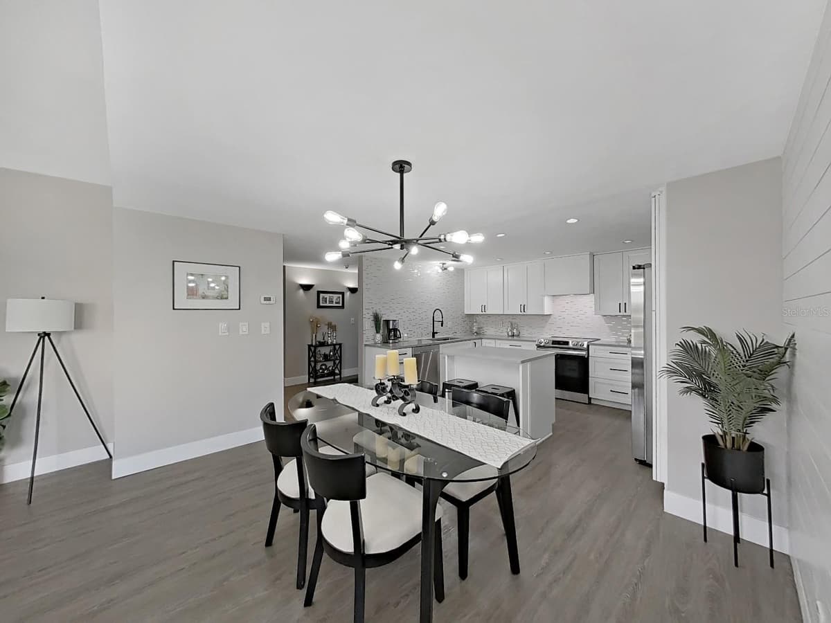 150 BELLEVIEW BOULEVARD — photo 12 of 19