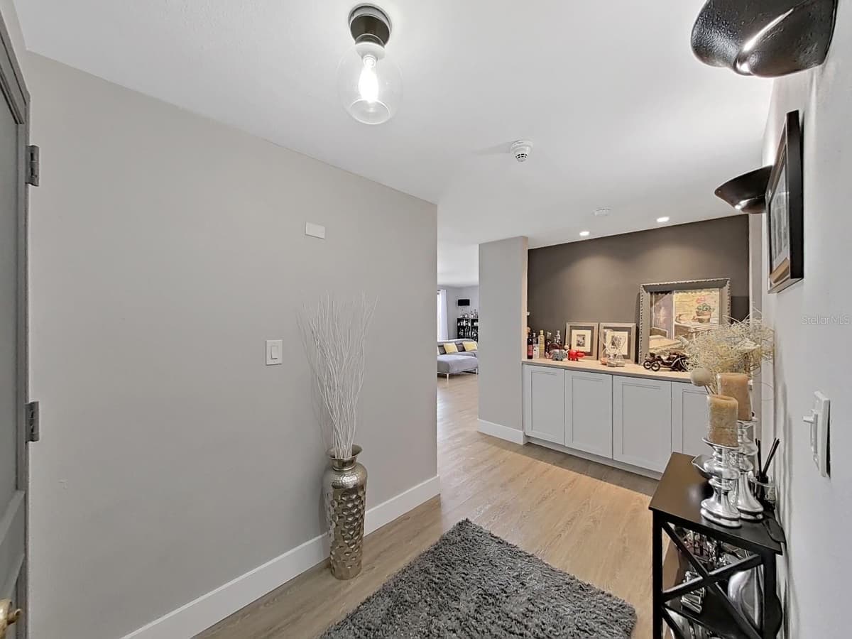 150 BELLEVIEW BOULEVARD — photo 4 of 19