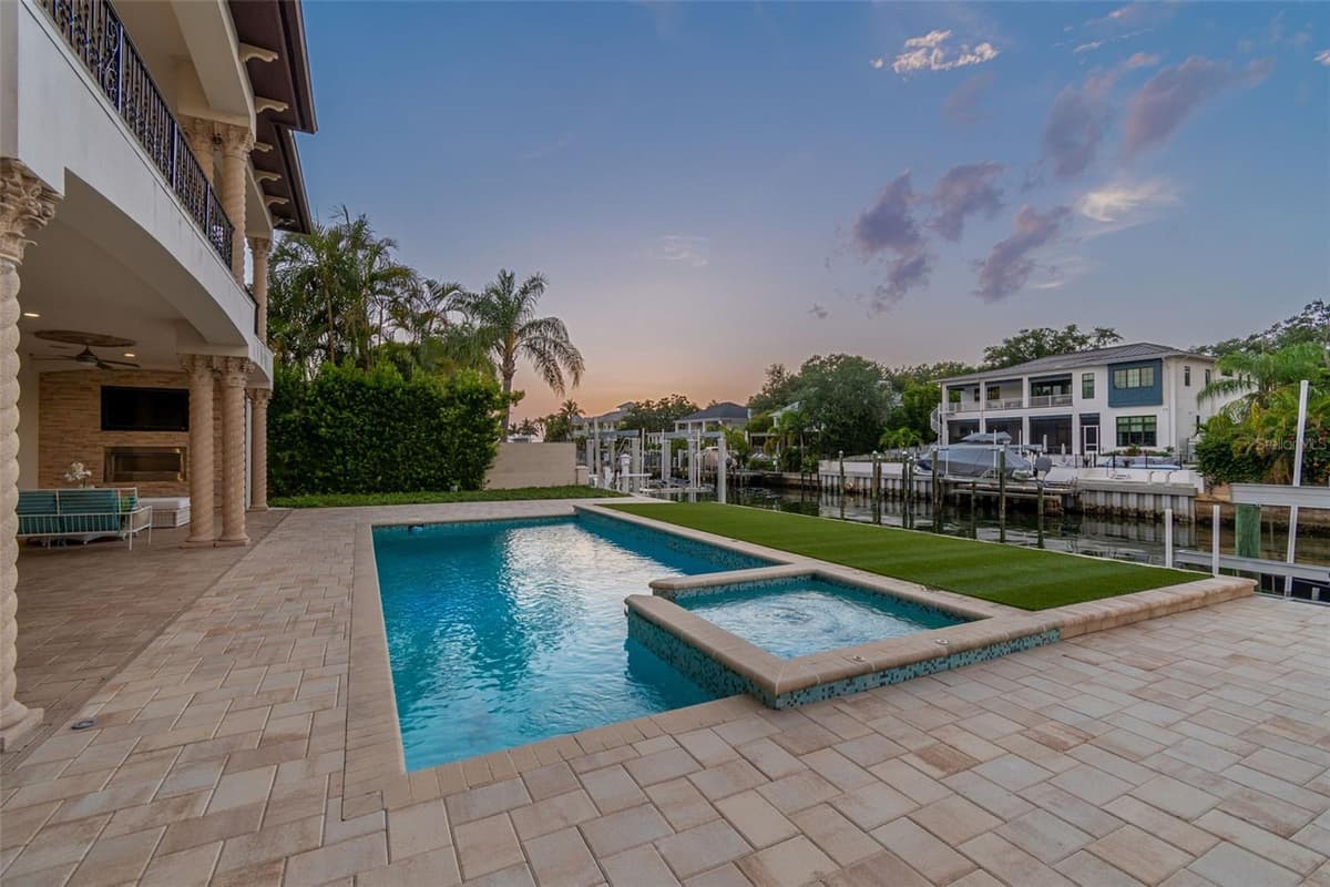 4927 LYFORD CAY ROAD — photo 63 of 76