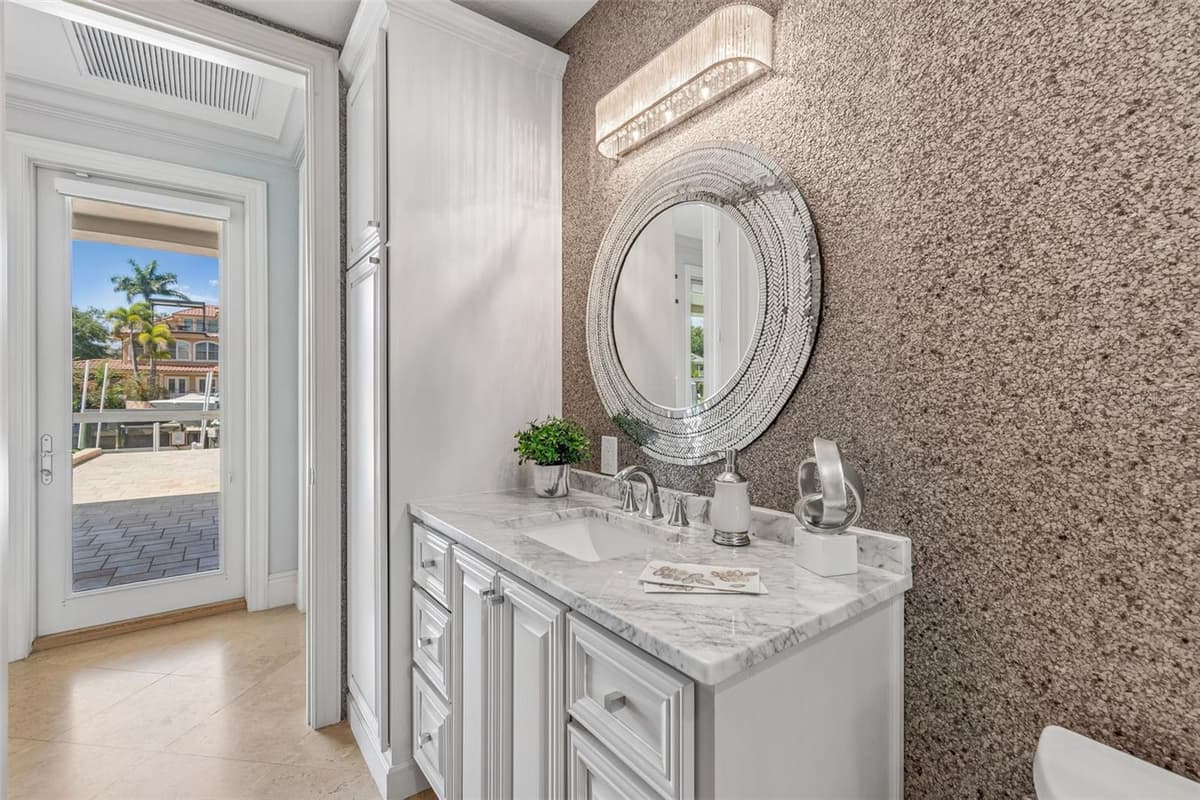 4927 LYFORD CAY ROAD — photo 34 of 76