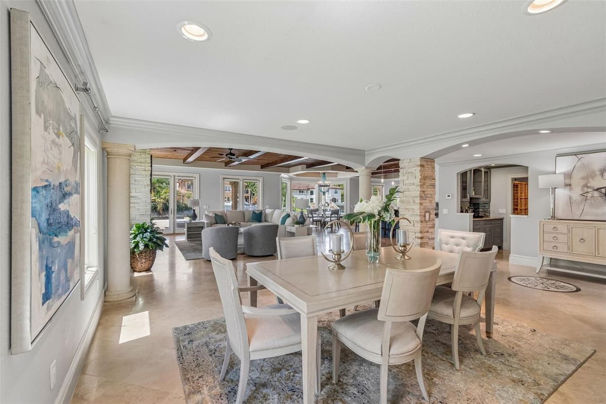 4927 LYFORD CAY ROAD — photo 15 of 76