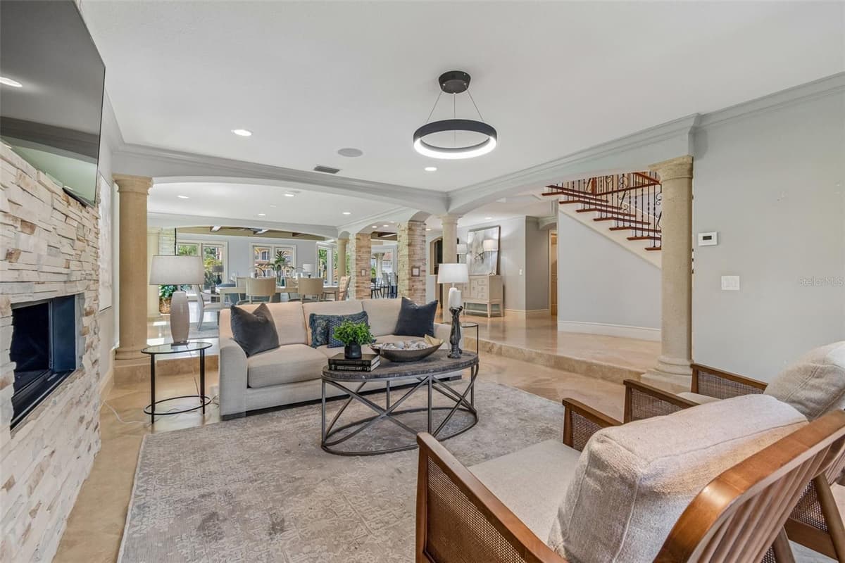 4927 LYFORD CAY ROAD — photo 14 of 76