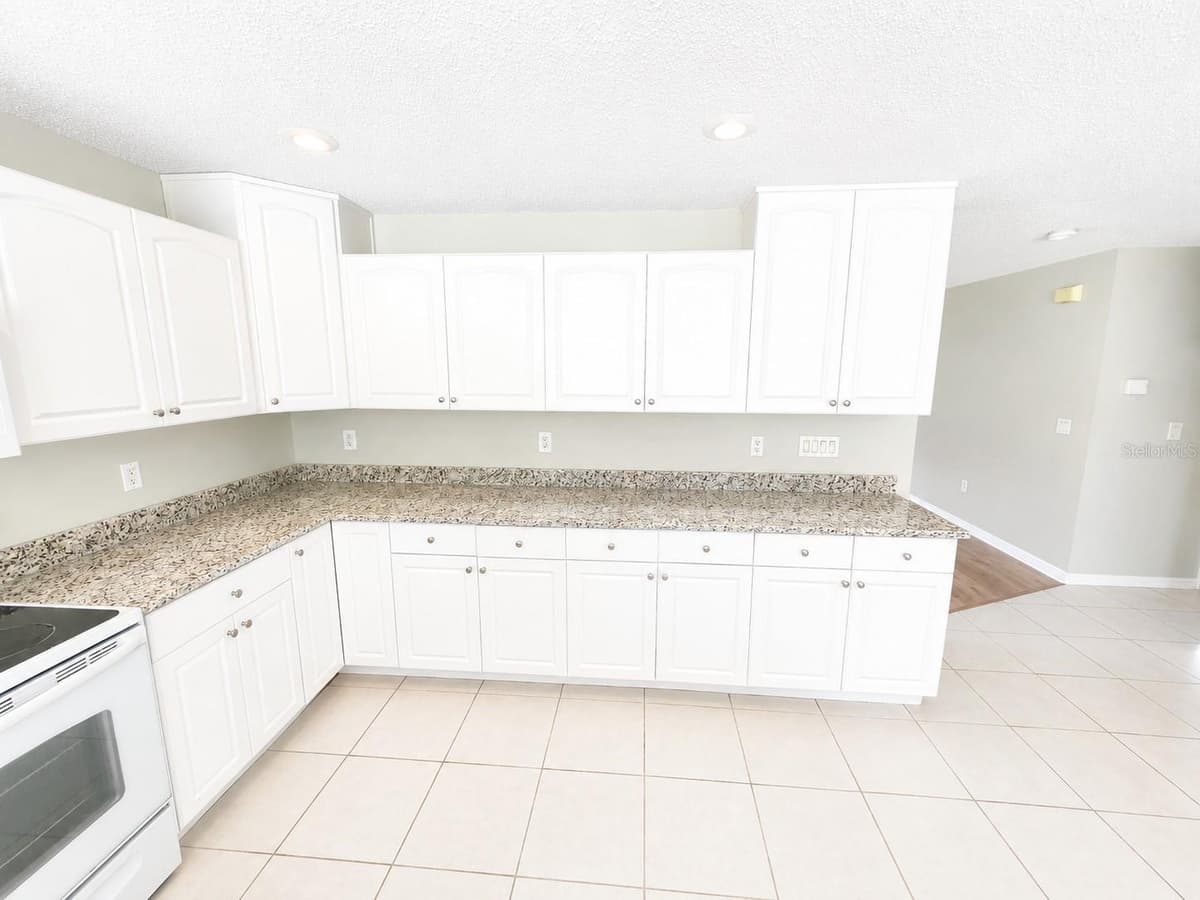 5910 BAKER ROAD — photo 14 of 49