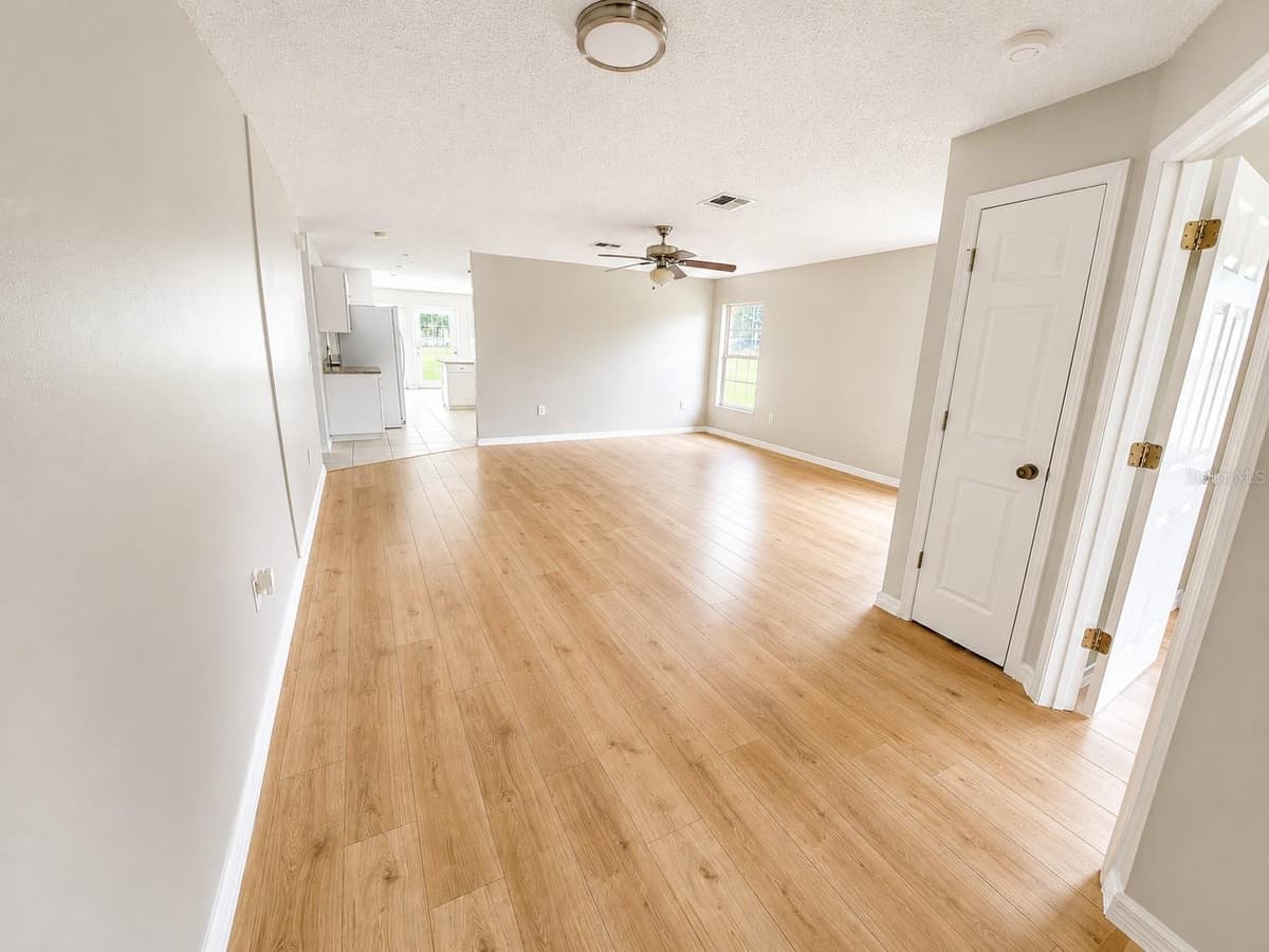 5910 BAKER ROAD — photo 5 of 49