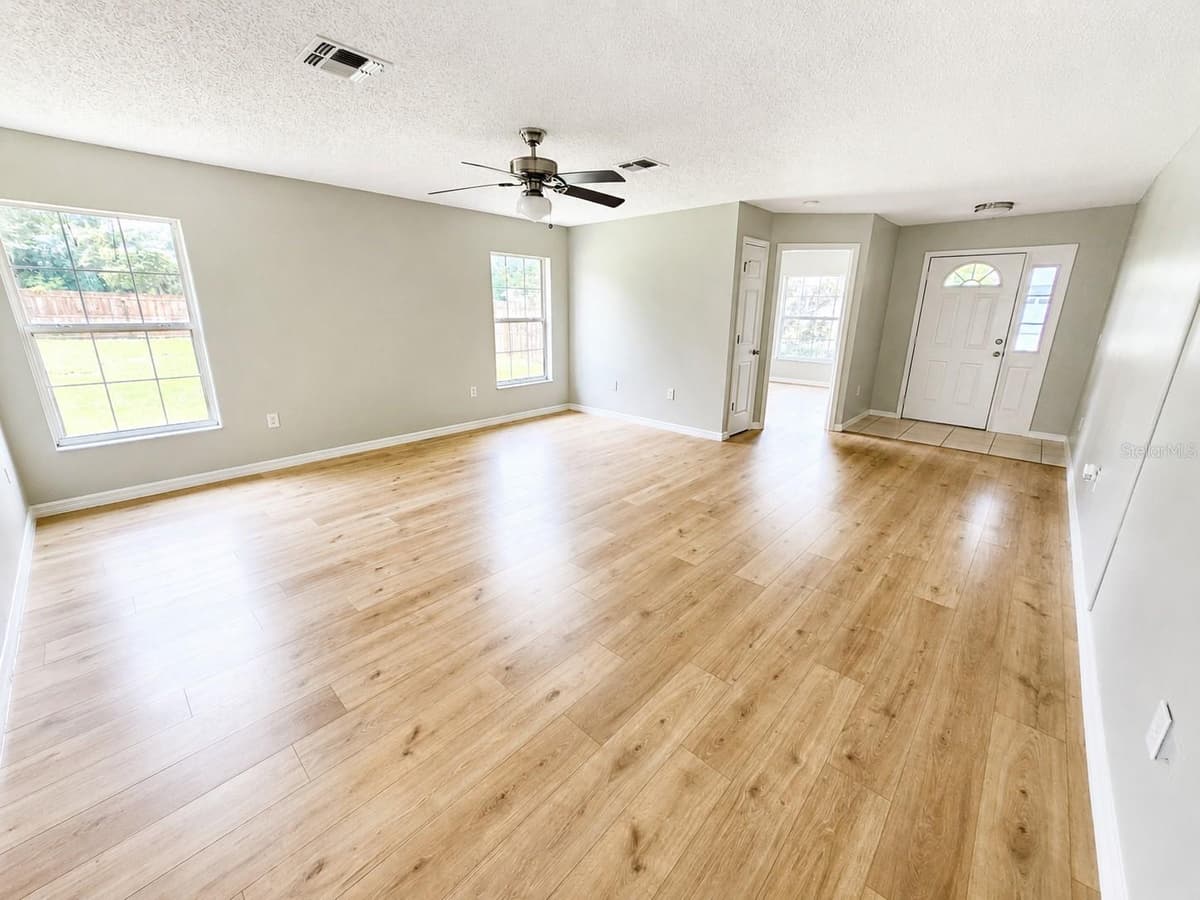 5910 BAKER ROAD — photo 8 of 49