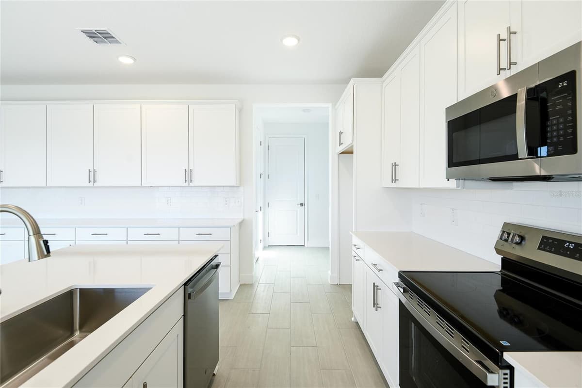 161 WATERSTONE LOOP — photo 8 of 21