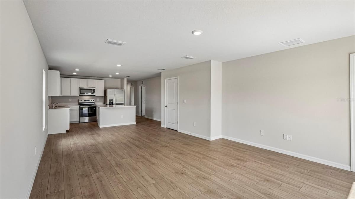 10420 CURVING CREEK LOOP — photo 11 of 38