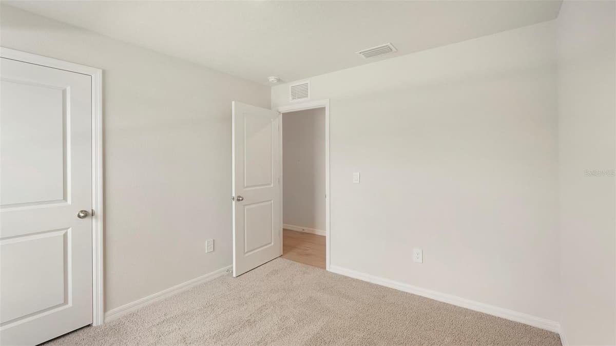 10420 CURVING CREEK LOOP — photo 17 of 38