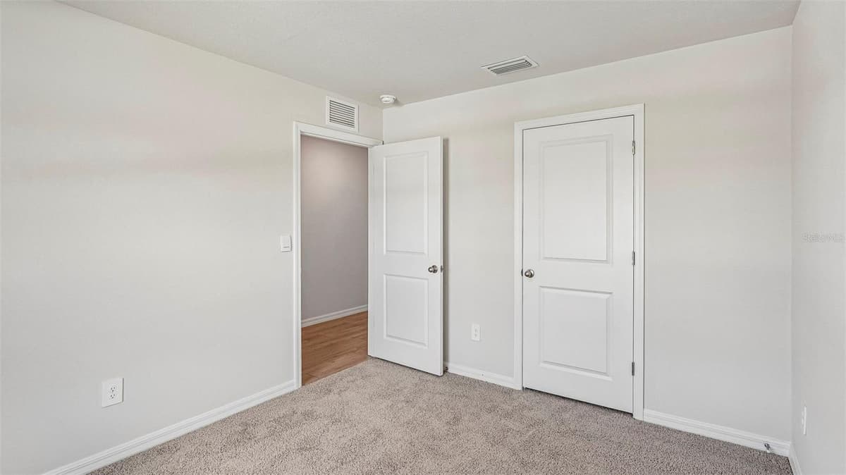 10420 CURVING CREEK LOOP — photo 13 of 38