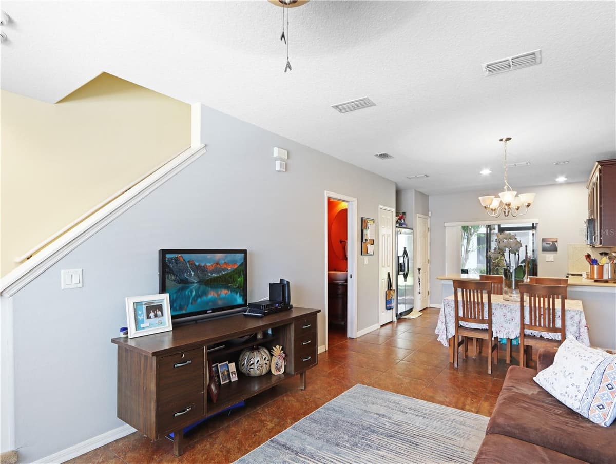 3250 WINDLESHORE — photo 2 of 21