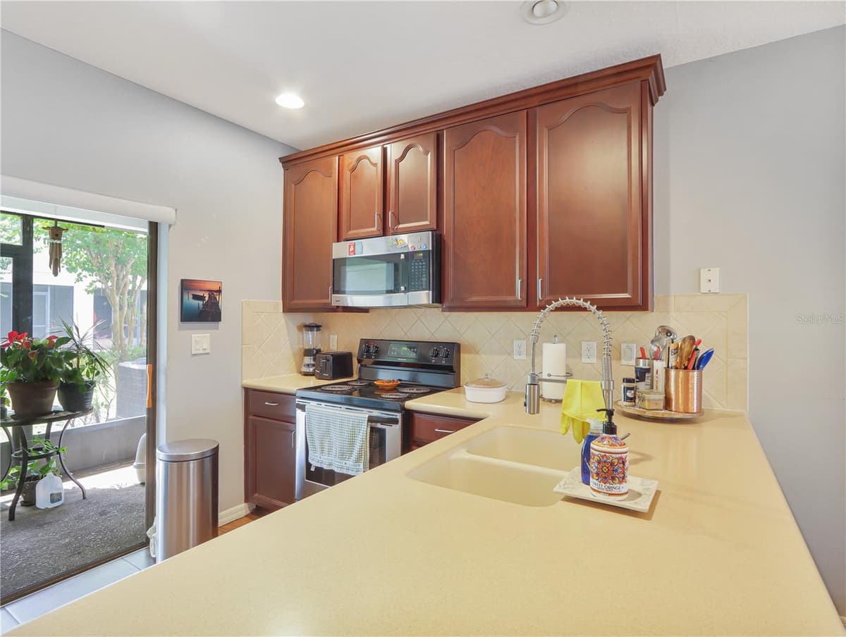3250 WINDLESHORE — photo 6 of 21