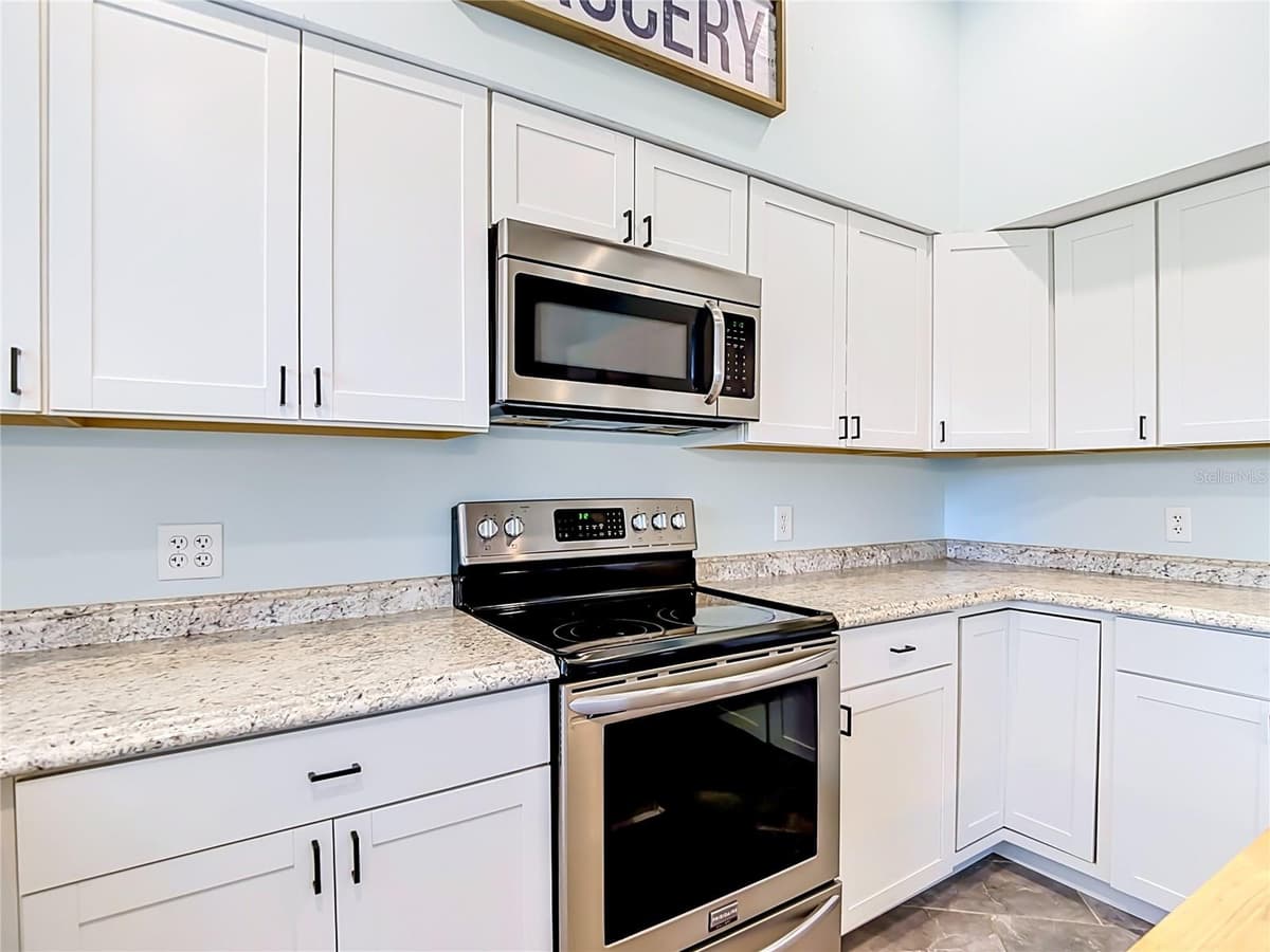 1352 ALTOONA AVENUE — photo 17 of 56