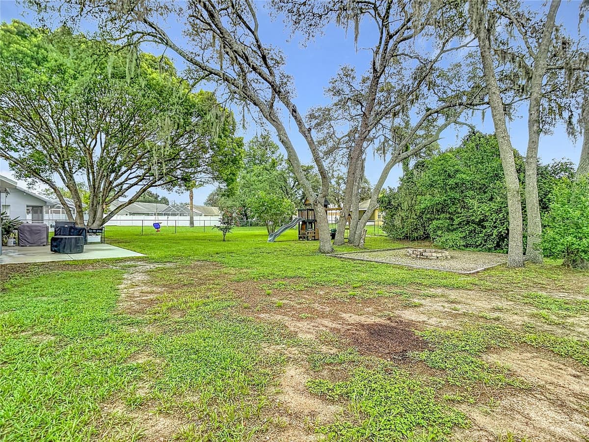 1352 ALTOONA AVENUE — photo 43 of 56