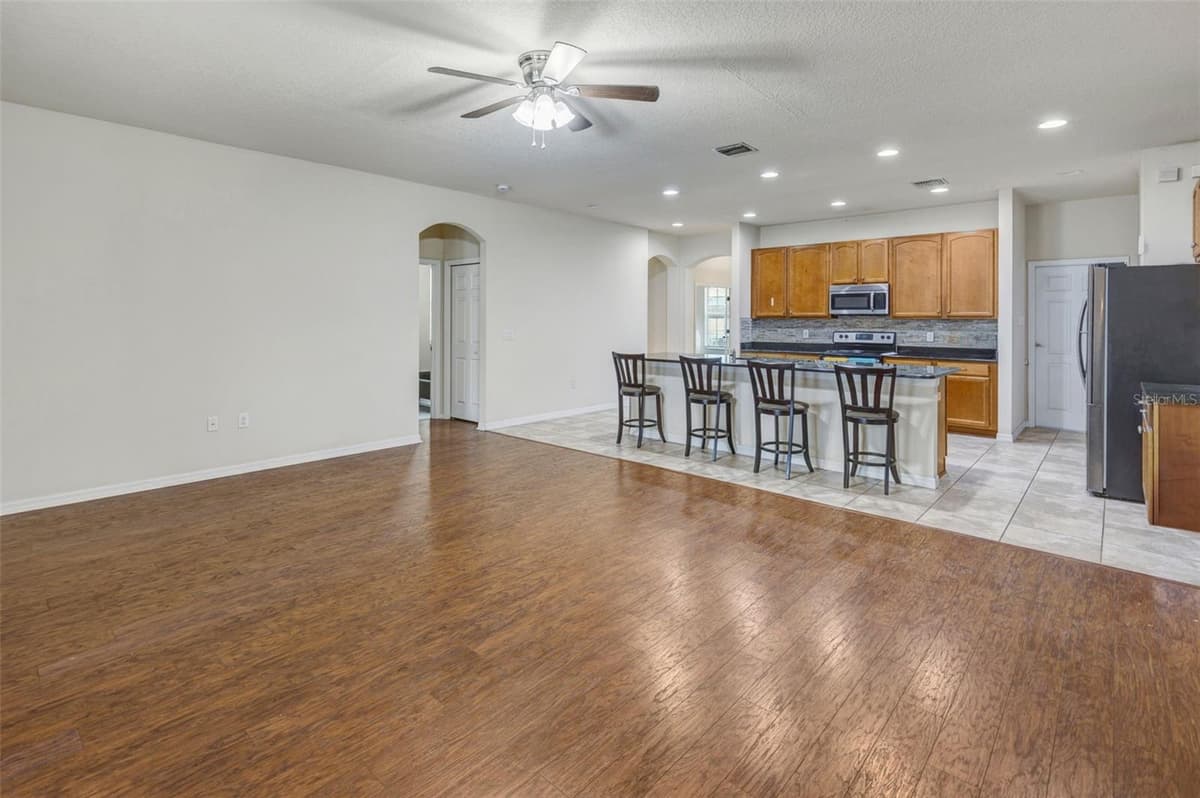 2206 VIA CORTONA STREET — photo 16 of 36