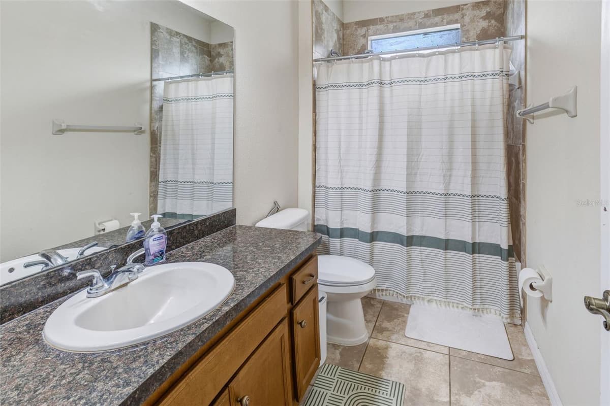 2206 VIA CORTONA STREET — photo 28 of 36