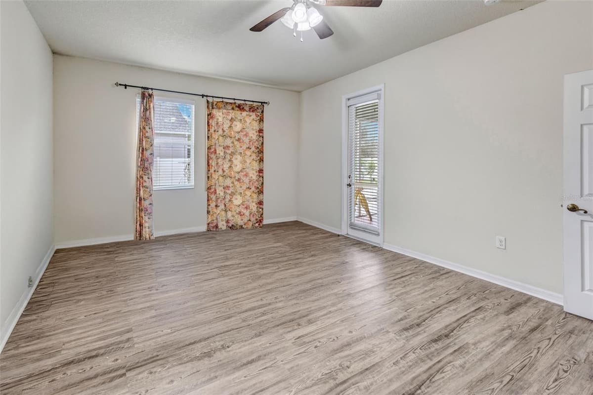 2206 VIA CORTONA STREET — photo 20 of 36