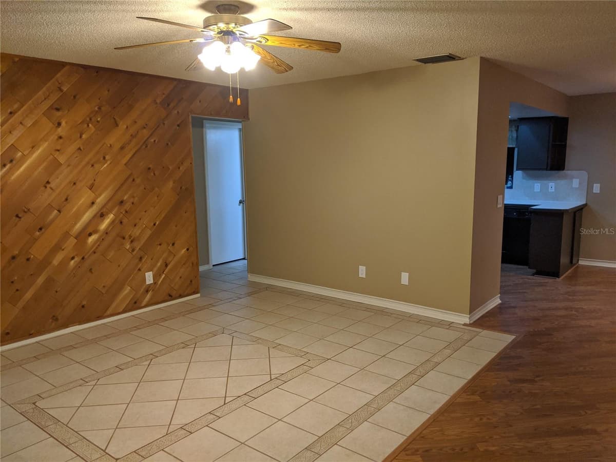 333 BRANDYWINE DRIVE — photo 3 of 15