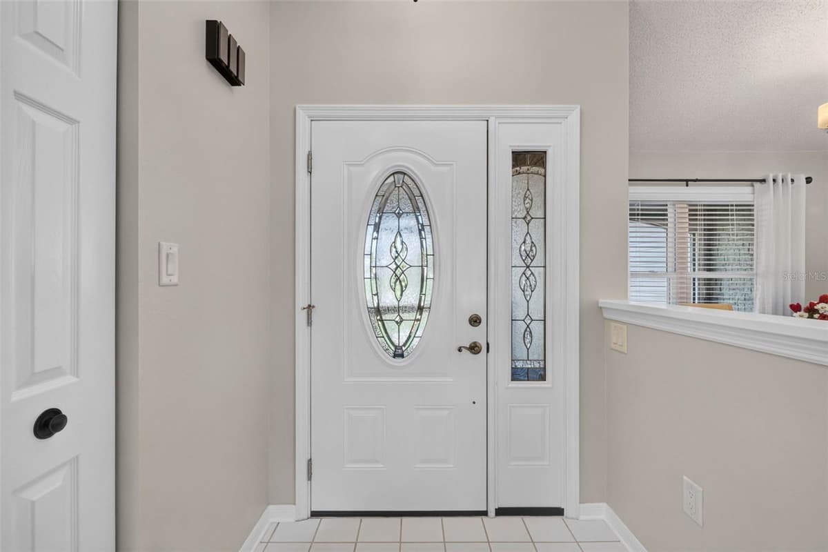 6031 SANDERLING DRIVE — photo 4 of 59