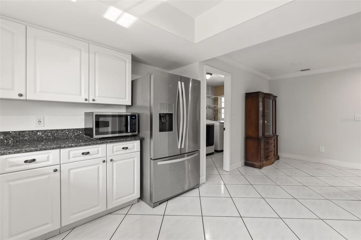2080 GOLDWATER COURT — photo 11 of 40