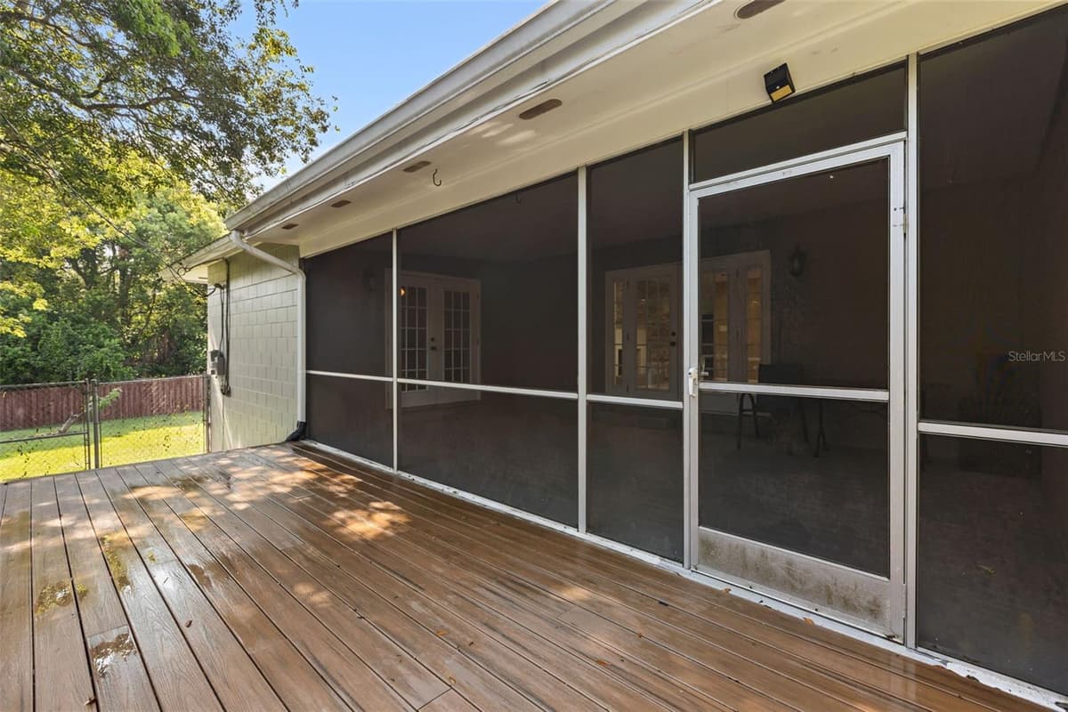 2080 GOLDWATER COURT — photo 32 of 40