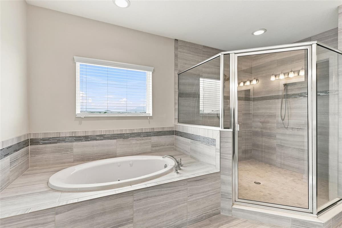 7697 ROMA DUNE DRIVE — photo 24 of 63