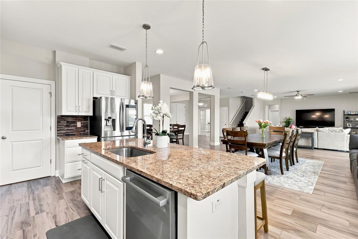 7697 ROMA DUNE DRIVE — photo 5 of 63