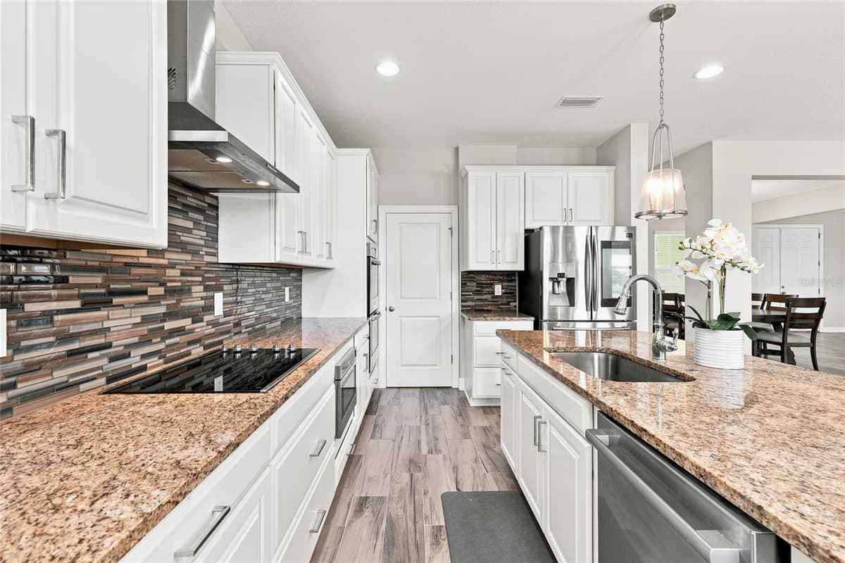 7697 ROMA DUNE DRIVE — photo 15 of 63