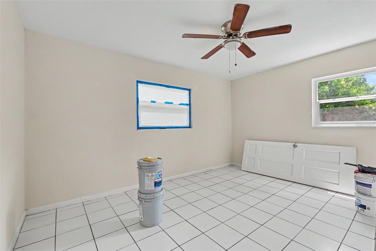 308 ALTHEA AVENUE — photo 6 of 23