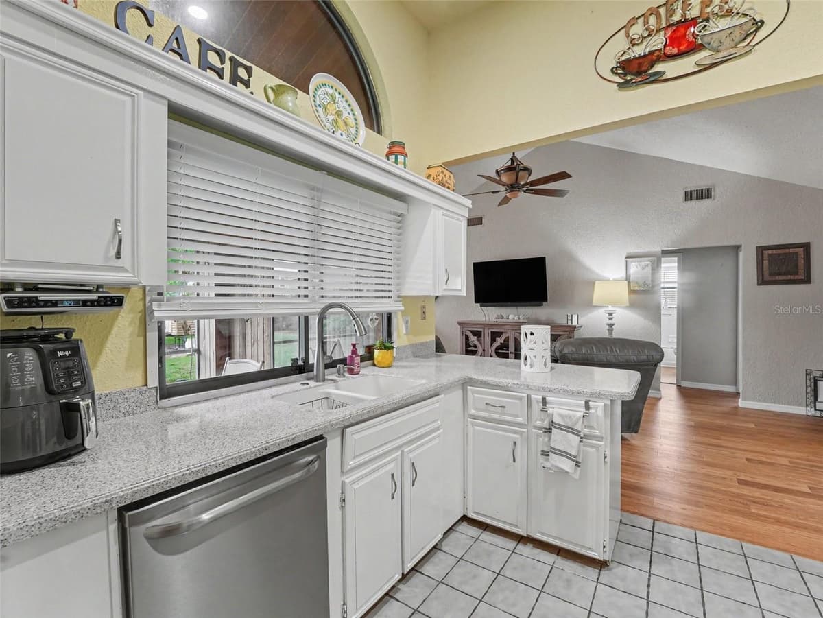 2810 WINTERSET PARK — photo 15 of 31