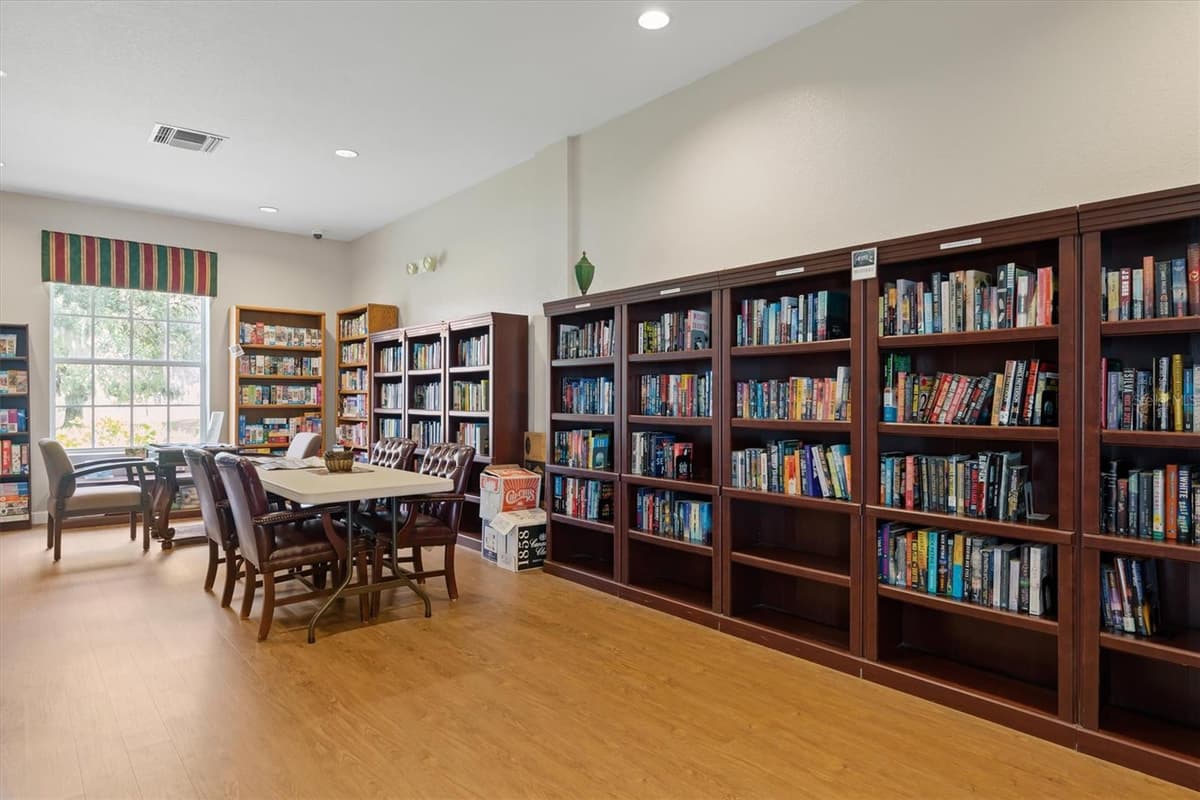 19385 WATER OAK DRIVE — photo 47 of 55