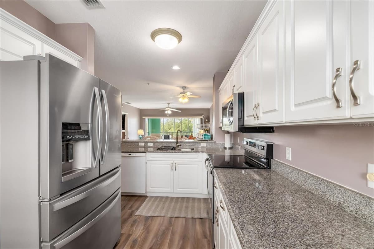 19385 WATER OAK DRIVE — photo 15 of 55
