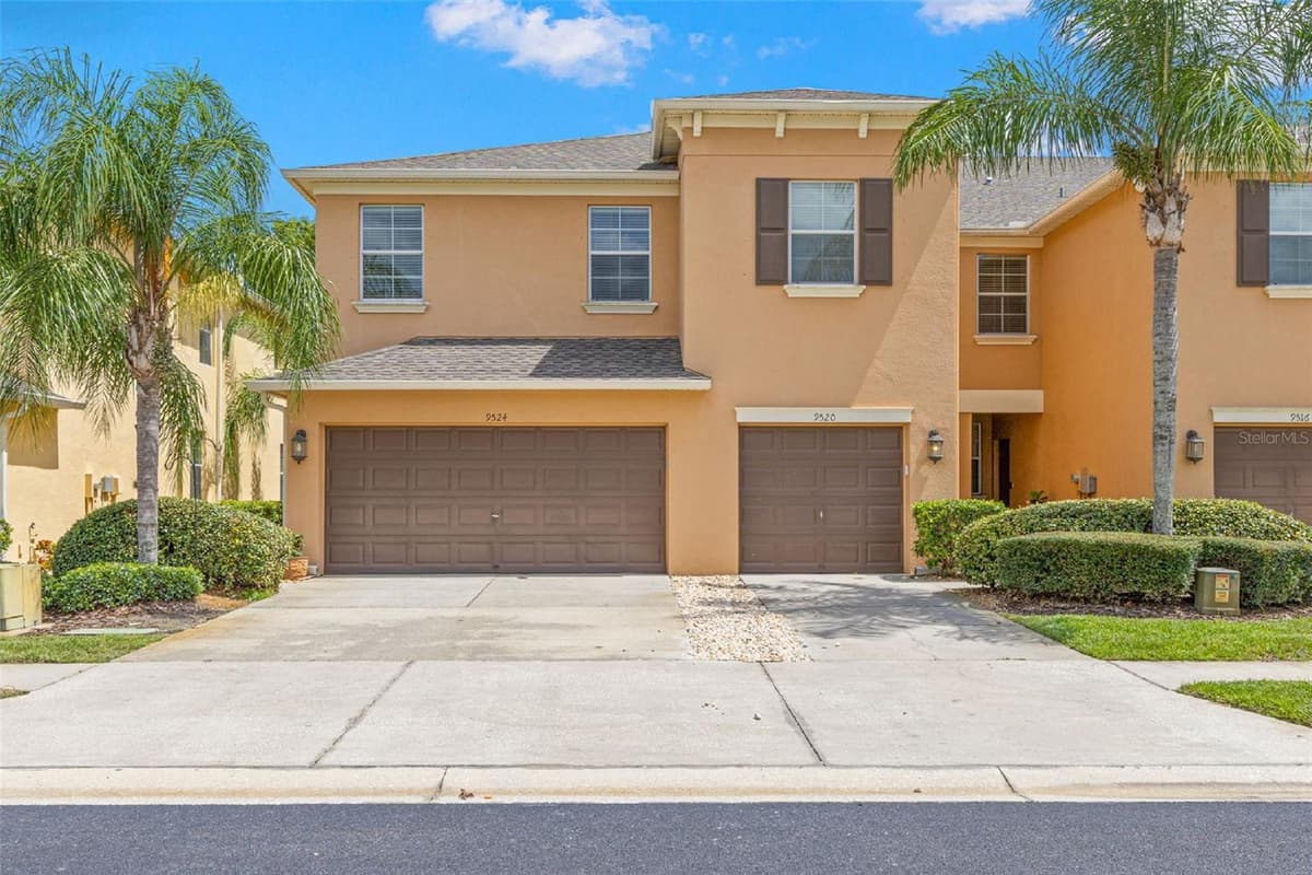 9524 TRUMPET VINE LOOP — photo 1 of 49