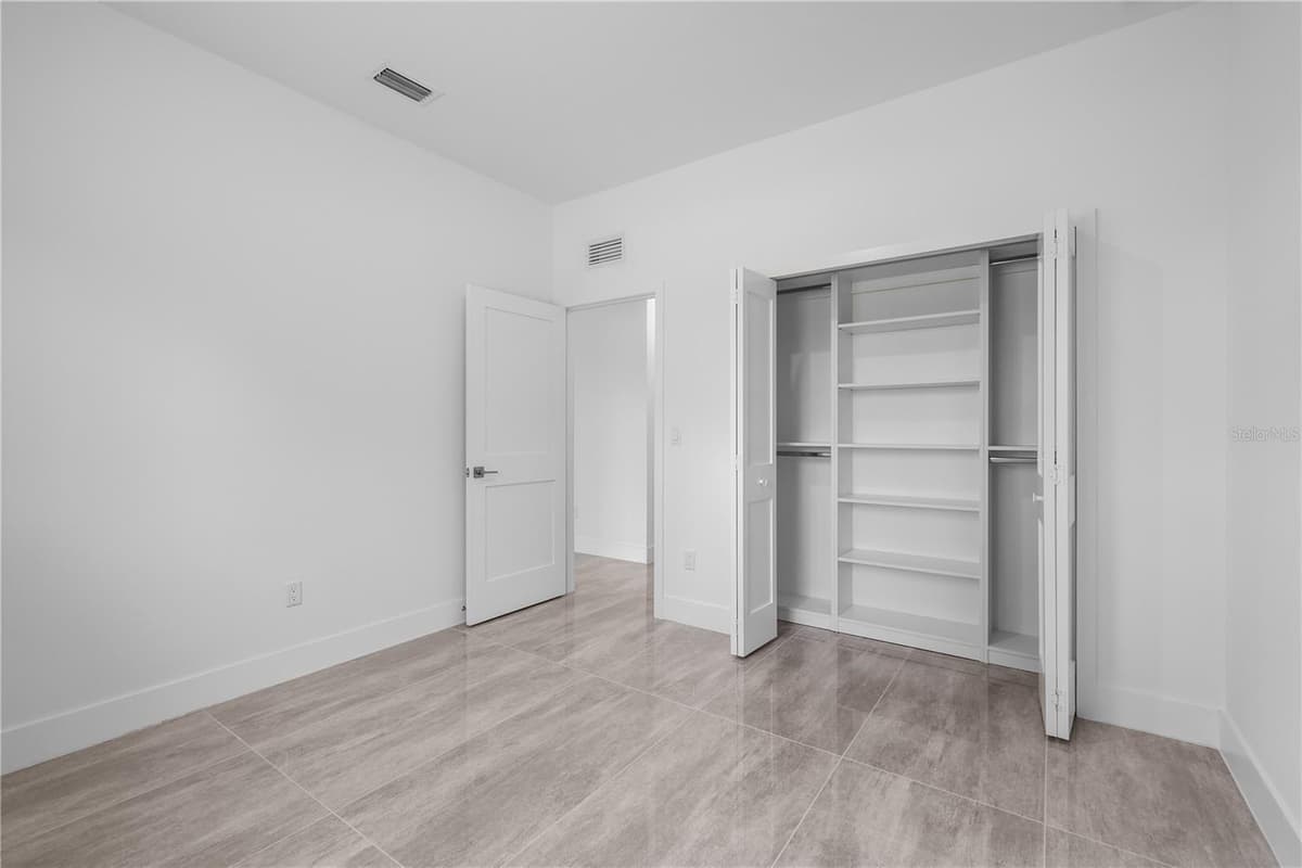 1142 DUTCHESS STREET — photo 44 of 51