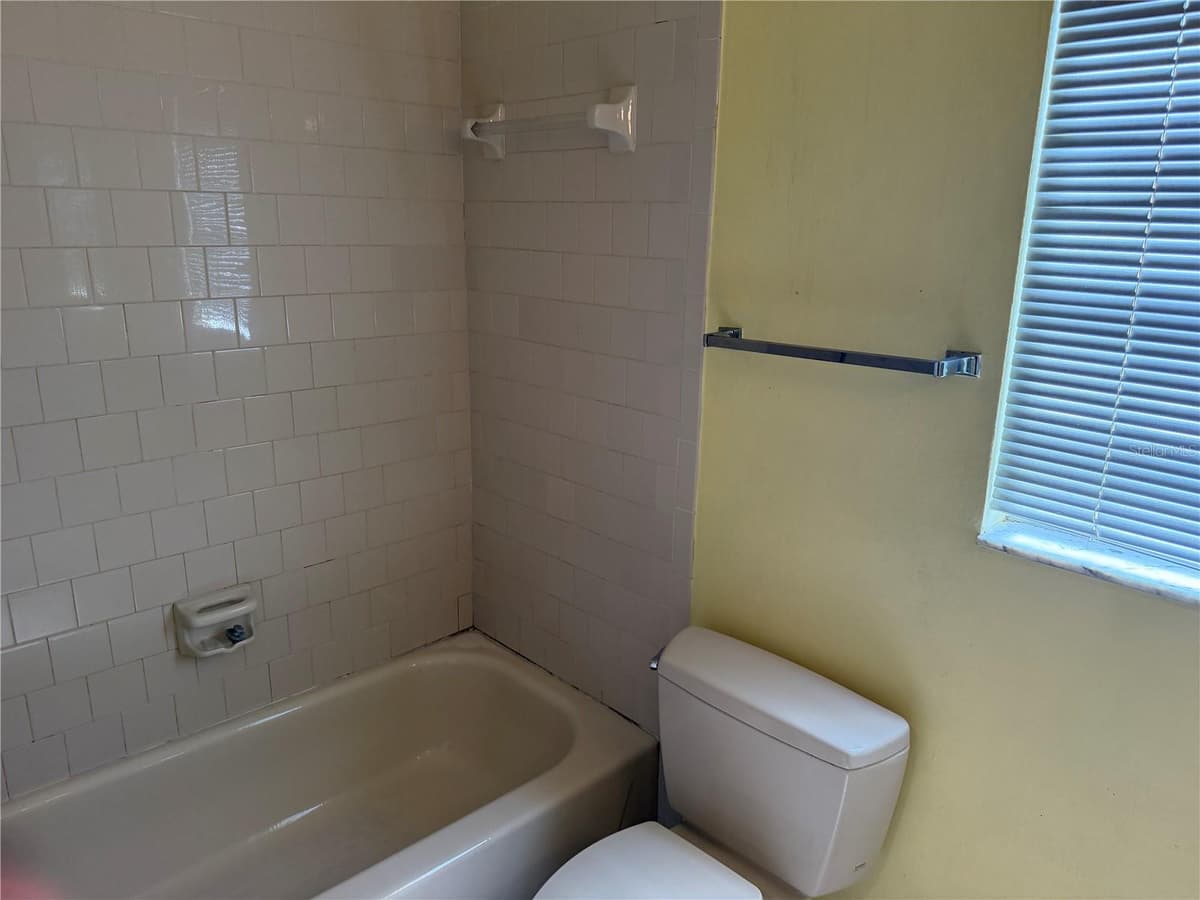 7131 HOLLOWELL DRIVE — photo 16 of 20