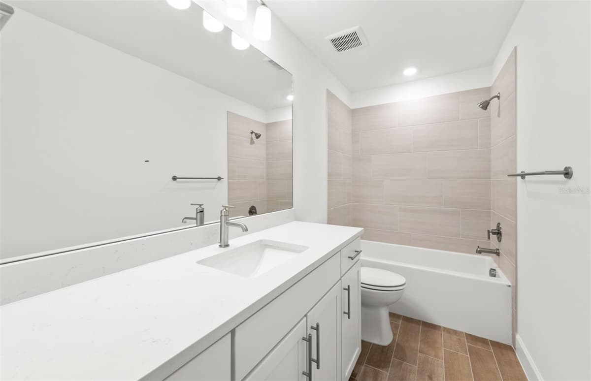 7617 FULHAM AVENUE — photo 40 of 44