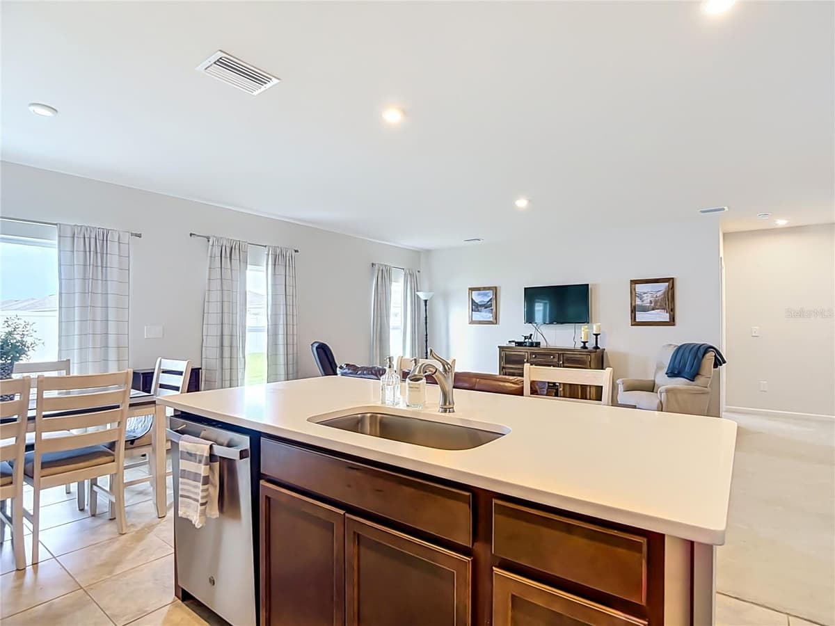 14409 WHITEWATER WAY — photo 19 of 56
