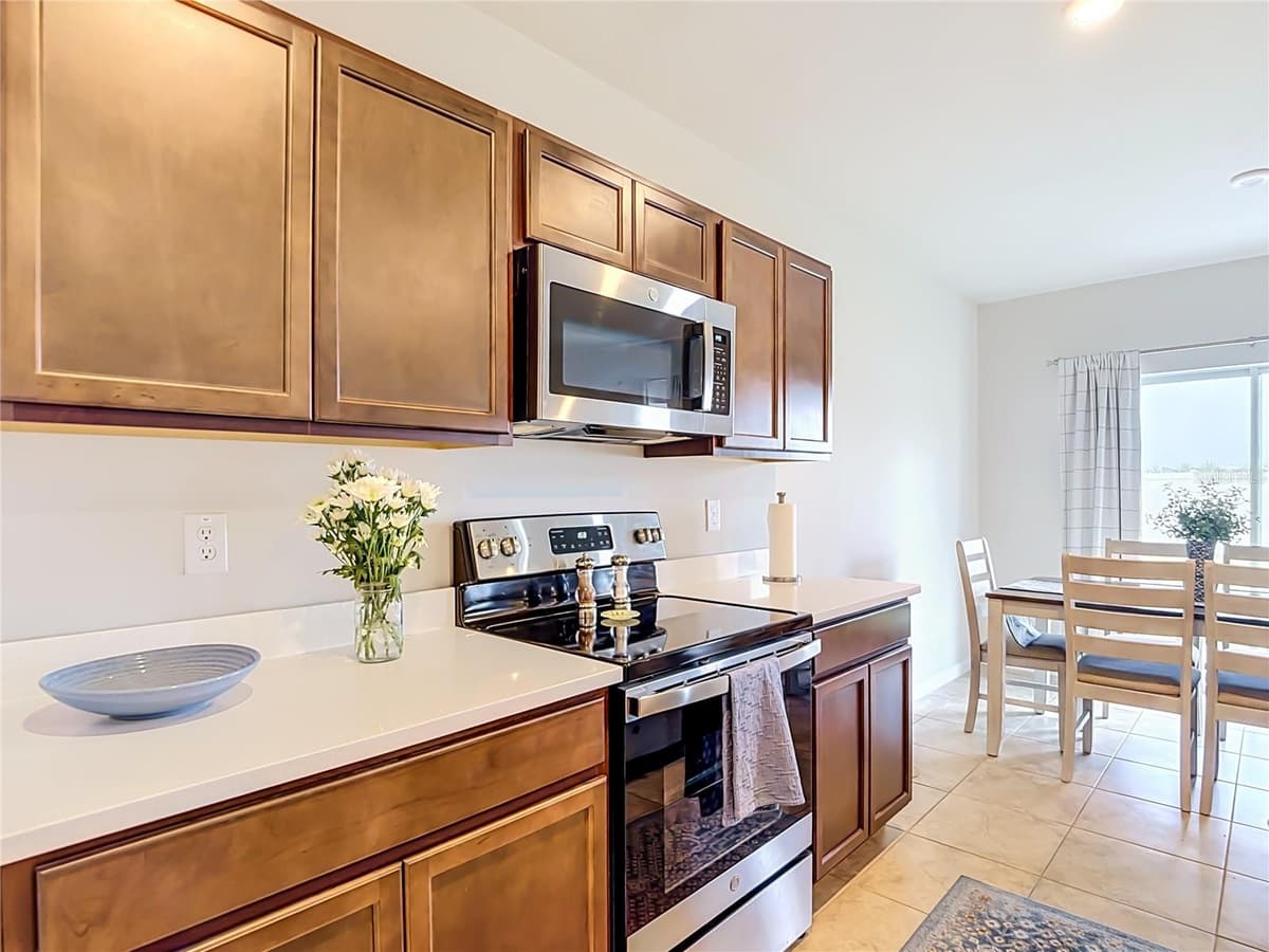14409 WHITEWATER WAY — photo 21 of 56