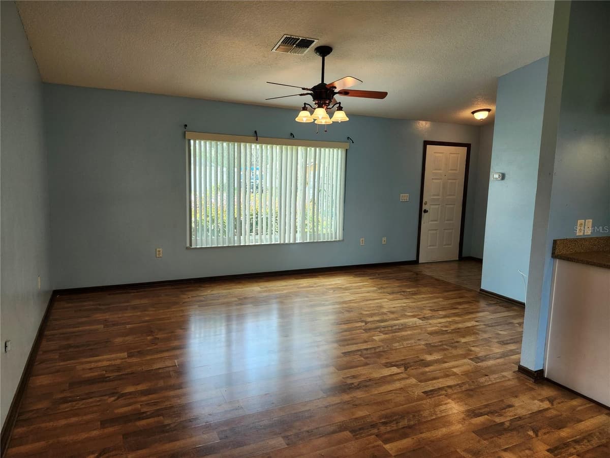 10115 HAYWARD ROAD — photo 5 of 15