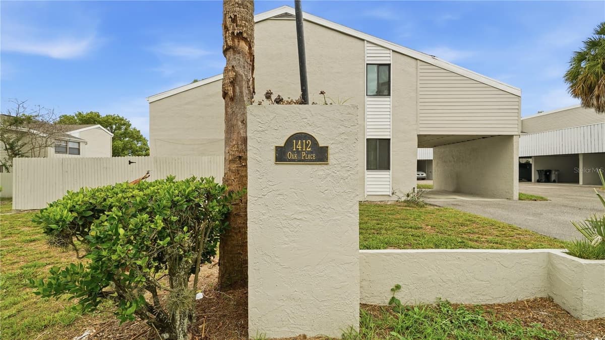 1412 OAK PLACE — photo 1 of 29